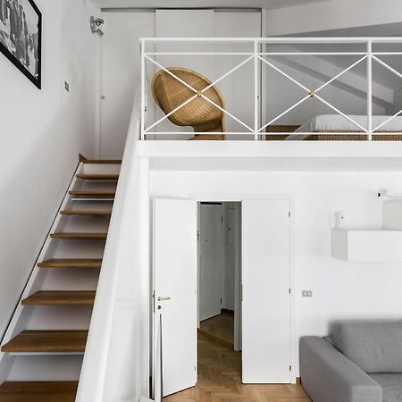 Apartament Living Brera, A Unique Experience - Vicolo Fiori Mediolan Zewnętrze zdjęcie