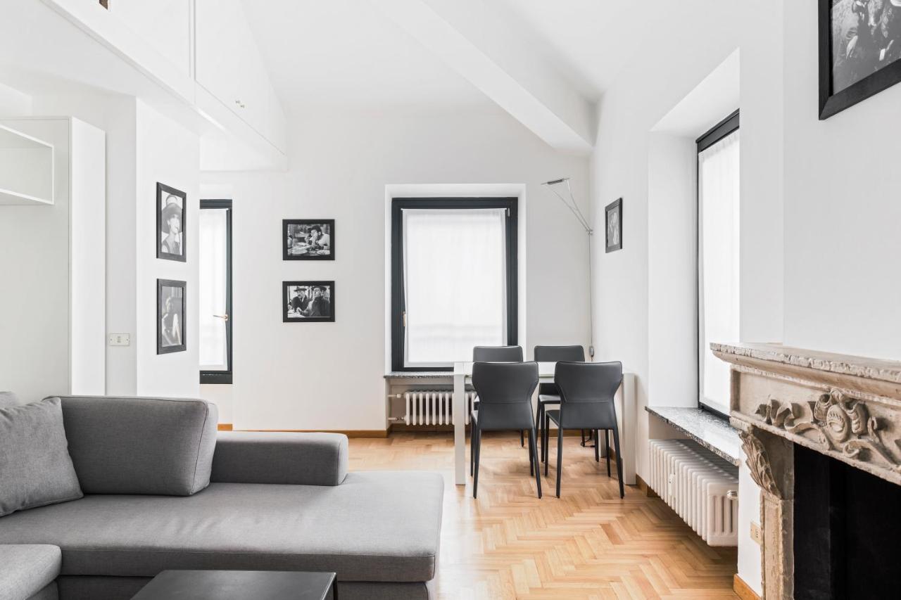 Apartament Living Brera, A Unique Experience - Vicolo Fiori Mediolan Zewnętrze zdjęcie