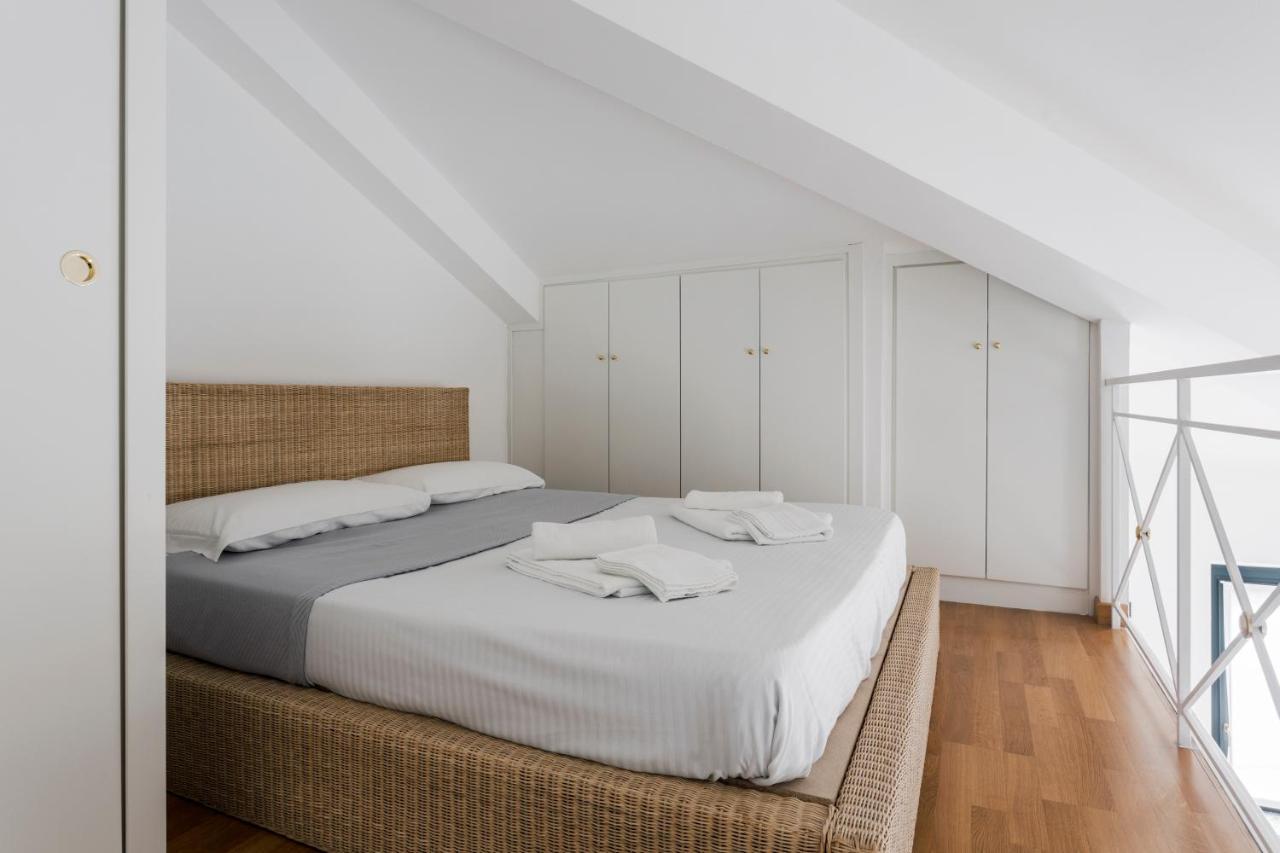 Apartament Living Brera, A Unique Experience - Vicolo Fiori Mediolan Zewnętrze zdjęcie