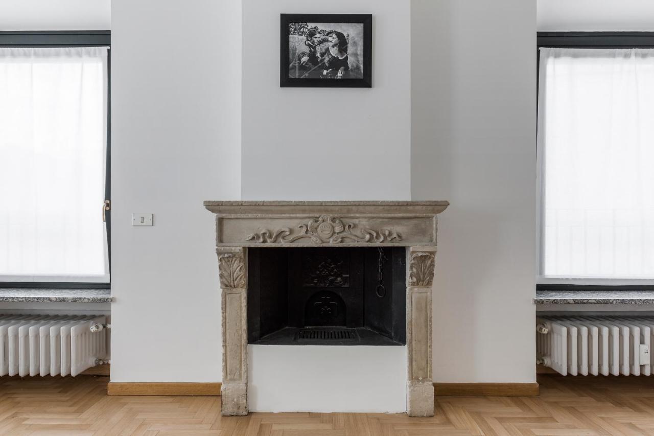 Apartament Living Brera, A Unique Experience - Vicolo Fiori Mediolan Zewnętrze zdjęcie